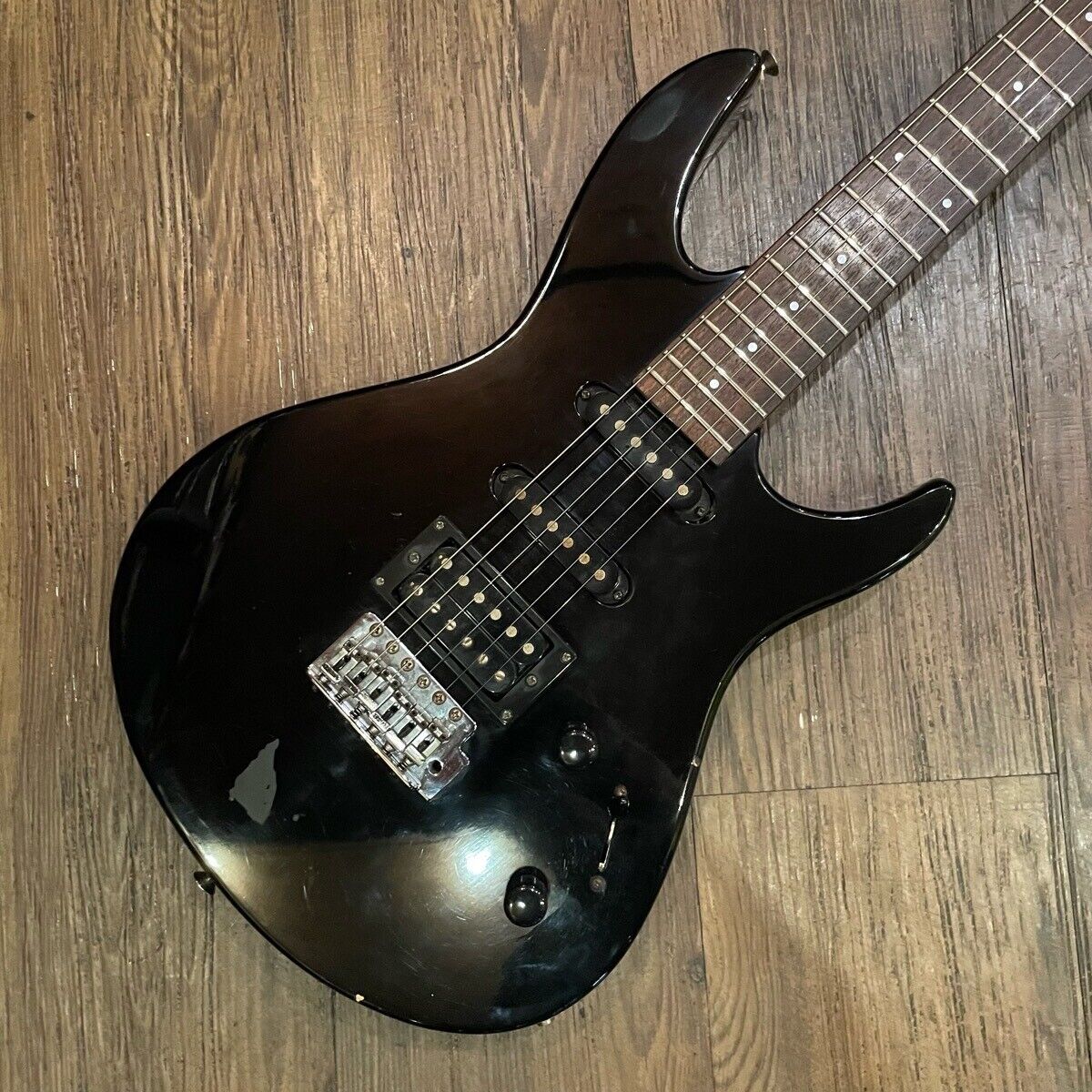 Electric Guitar Aria Pro Ⅱ VA-350 Vanguard Series Rosewood Electric Guitar Aria Pro Ⅱ VA-350 Vanguard Series Rosewood