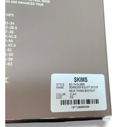 SKIMS Seamless Sculpt Thong Bodysuit Scoop Neck Clay Shapewear Sz XS Sculpt - Picture 10 of 11