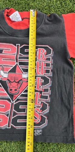 Chicago Bulls Basketball T Shirt Kids Size 8 NBA Sports Shirt Bulls Logo Holes - Picture 7 of 7