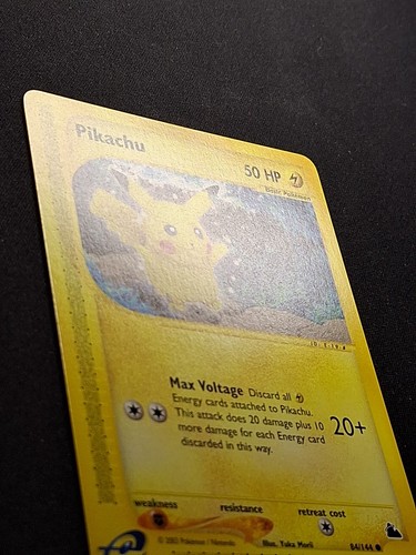 NEUVE MINT SORTIE DE BOOSTER Pikachu 84/144 Skyridge Carte Pokémon English - Picture 2 of 24