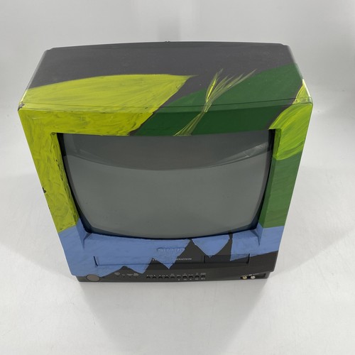 Sharp 13" TV VCR Combo VHS Player Recorder 13VT-N100 Retro Gaming CRT TV Tested - Picture 2 of 10