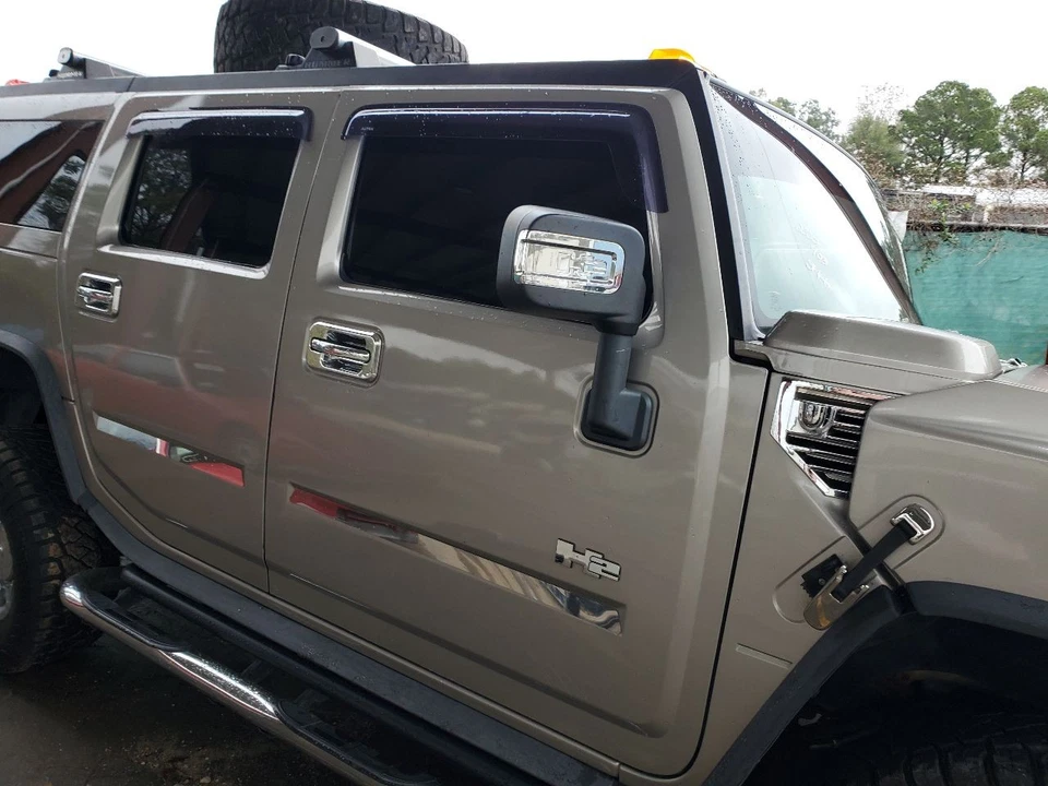 Used Air Cleaner Assembly fits: 2007 Hummer H2  Grade A - Image 3 of 4