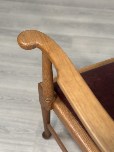 Oversized Oak Desk Chair C.1910 - Picture 10 of 11