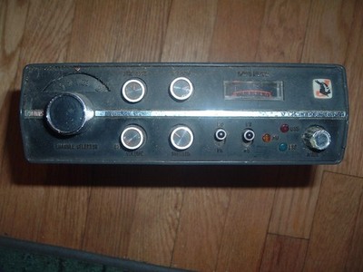 Vintage Johnson Viking 352 AM/SSB Transceiver for parts or repair no returns