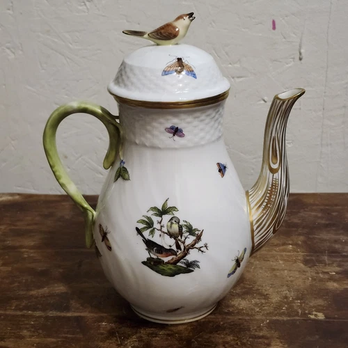 Herend Rothschild Bird Hand Painted Porcelain Coffee Pot & Lid  Hungary 8.5"