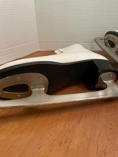 Pattini da ghiaccio donna Riedell bianchi taglia 6 con lame SLM - Foto 10 di 12