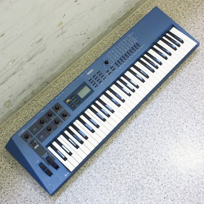 Yamaha CS1x 1996 Synthesizer Blue 90s Dance Techno Keyboard