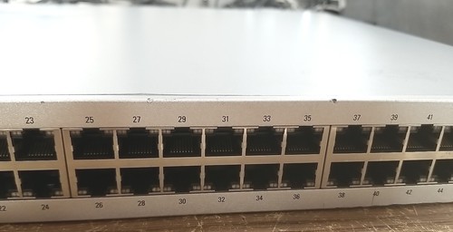 Ubiquiti Networks UniFi US-48-750W 48 Port PoE Gigabit Ethernet Switch. *READ⬇️* - Afbeelding 7 van 20