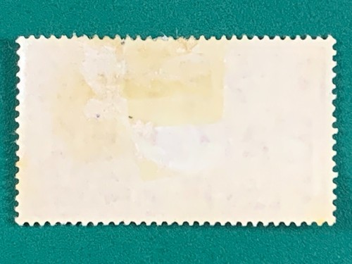 Estampilla única 2 1/2D franqueo de la reina Isabel II ingresos del Reino Unido  - Imagen 3 de 3