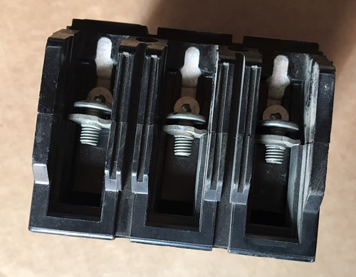 Westinghouse Quicklag Type C -  QC3020 20Amp  3-Pole Circuit Breaker - Picture 4 of 7