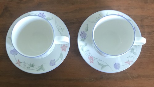 2 Royal Doulton Expressions *Summer Carnival* Cups Saucers - 250ml - Picture 3 of 6