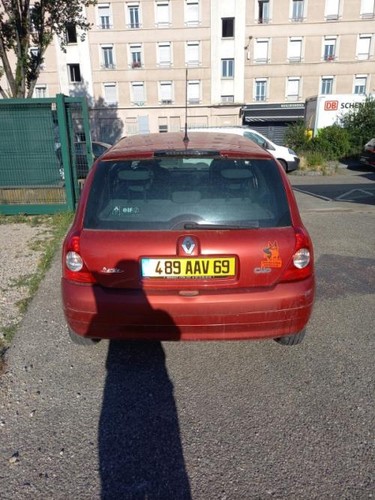 Renault Clio 2 Phase 2 Front Right Wing - Picture 4 of 13