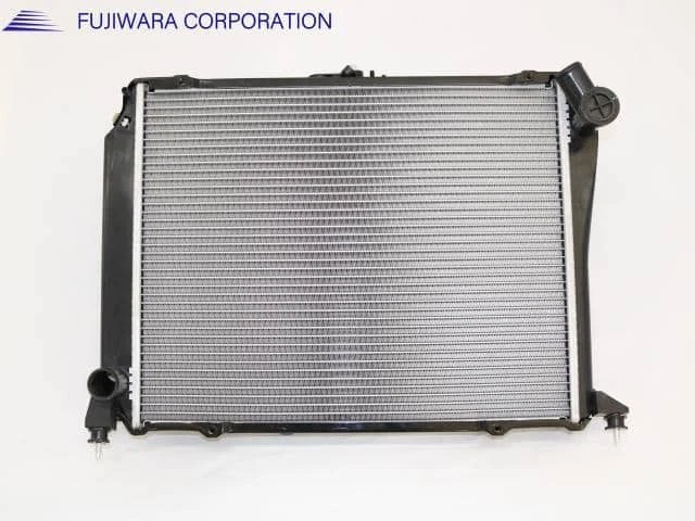 TOYOTA Hiace 1998 KG-LH188K Radiator 164005B750 [New] [PA113232995] - Image 2 of 2