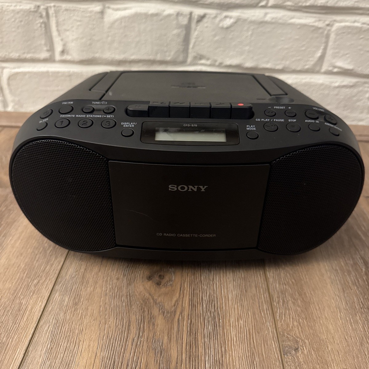 Sony CFD-S70 Portable CD MP3 Cassette & Radio Boombox MEGA BASS