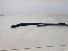 VW TOURAN 5T1 Scheibenwischer vorne 2K1955409A 1.97 Diesel 2008 34236300