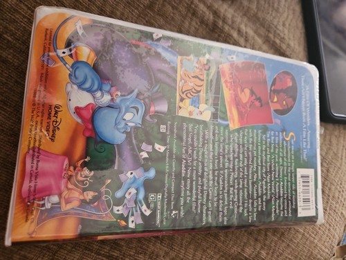 Aladdin VHS 1992 Walt Disney Classic Black Diamond Sealed Vintage New - Picture 3 of 5