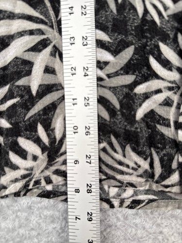 J Ferrar Shirt Men Extra Large Black White Floral Hawaiian Rayon Short Sleeve - Picture 11 of 14