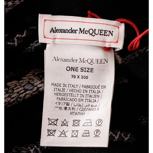 NEW $1,020 ALEXANDER MCQUEEN Black Wool Blend SKELETON GRAFFTI HEART Stole SCARF - Picture 15 of 15