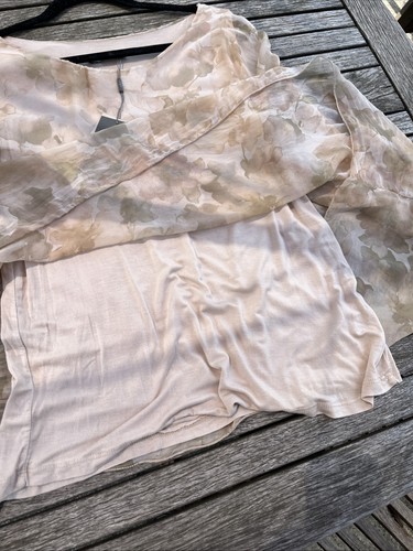 Lola Made Italy L Silk Blend Luma Cape Romantic Top - Picture 9 of 15