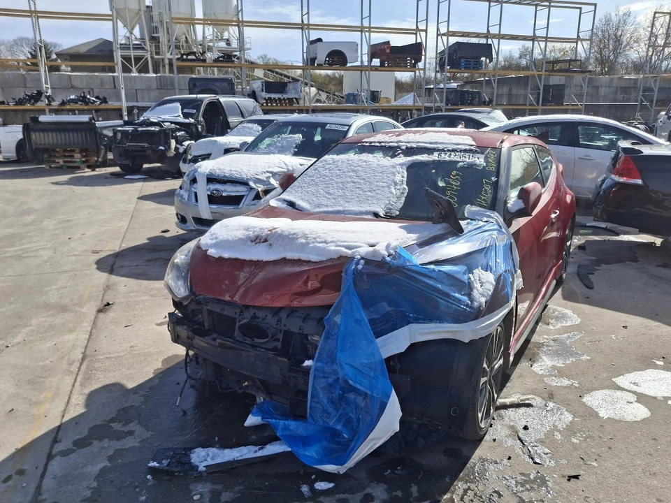 Used Front Left Door Interior Trim Panel fits: 2016 Hyundai Veloster  Grade A Foto 2 de 4