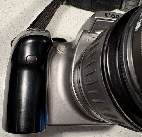 Canon EOS Digital Rebel DS6041 Camera W/ EF-S 18-55mm Lens Bundle-READ Descrip. - Picture 6 of 22