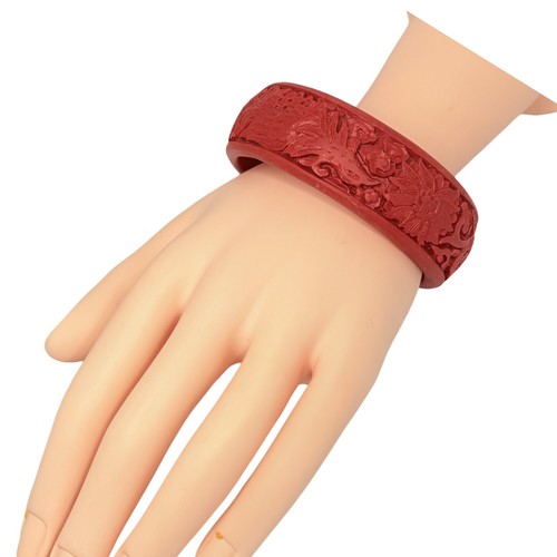 Vintage geschnitztes Zinnober Armband Armreif Drache Lotusblume 7,5 Zoll asiatisch - Bild 4 von 12