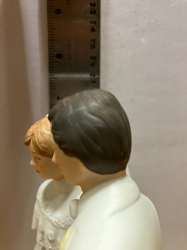 BEST DEAL! FREE SHIP! 1981 Enesco Bride & Groom Porcelain Wind-Up Musical - Picture 10 of 10