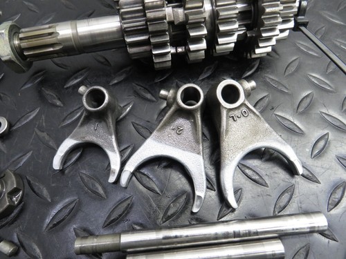 03 KAWASAKI KX 125 KX125 MOTOR TRANSMISIÓN EJE ENGRANAJES ¡¡BONITO!! 13127-1293 - Imagen 3 de 18