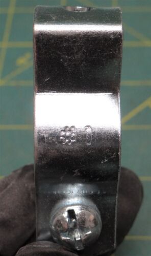 10pk. Halex #1 ACC Zinc-Plated Steel Conduit & Pipe Hangers 3/4" EMT, 3/4" H.W. - Picture 2 of 3