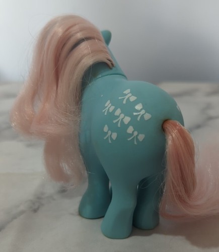 G1 My Little Pony BOWTIE COLLECTOR'S POSE HK Hasbro 1982 - Picture 5 of 11