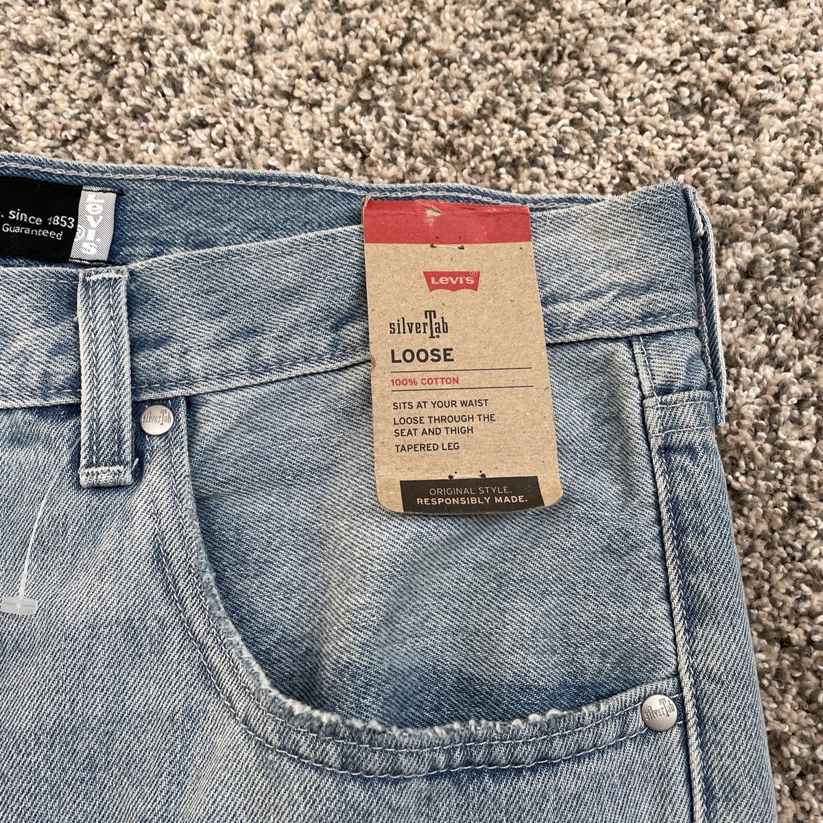 Levis SilverTab Loose Jeans Blue Light Wash Distressed