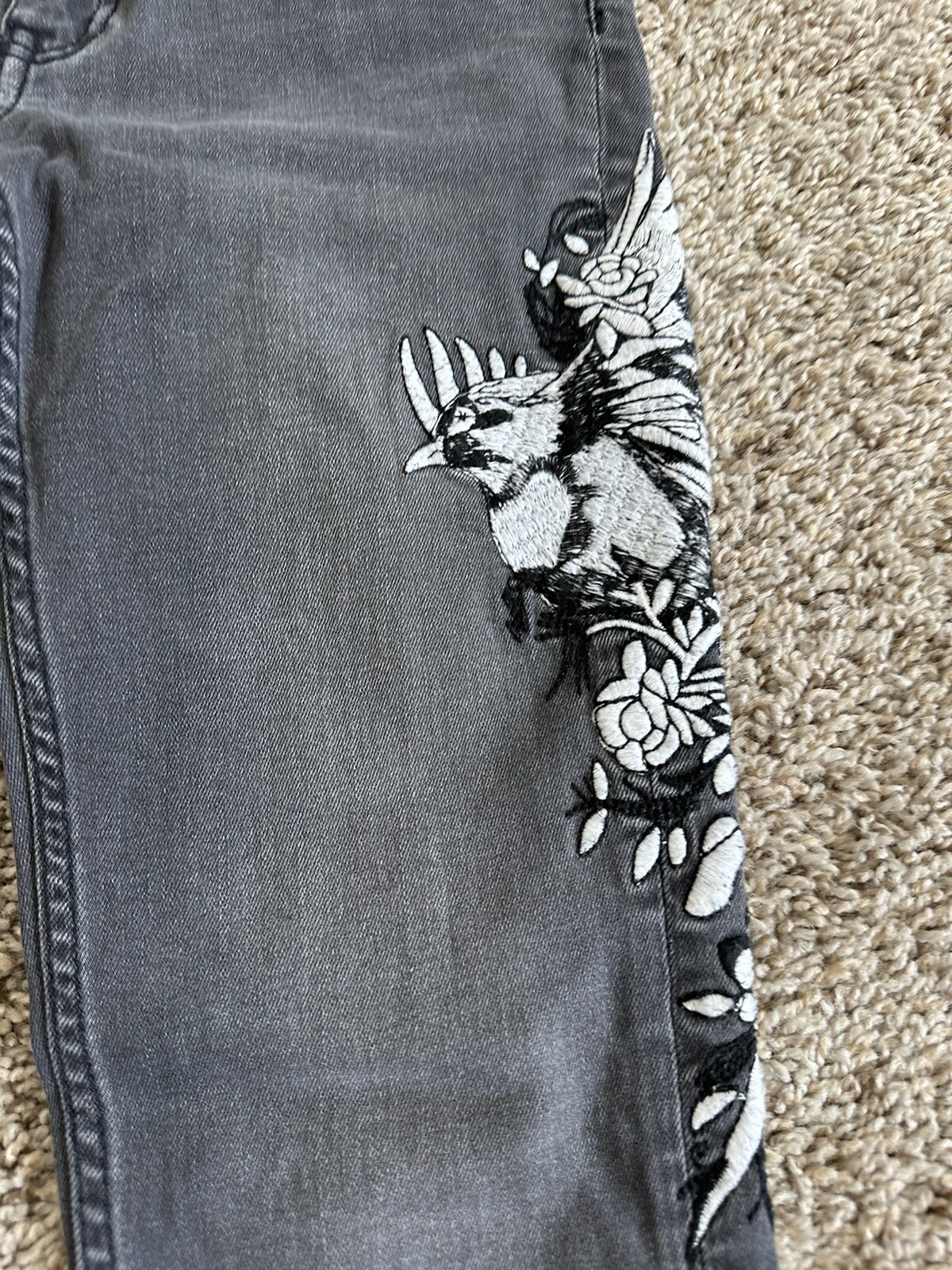 Picture 3 of 11
