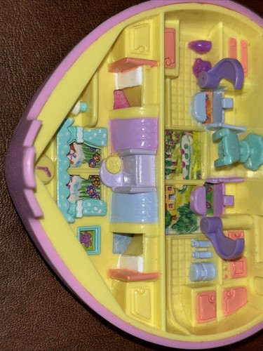 Vintage 1994 Polly Pocket Perfect Playroom Pink Quilted Heart Compact Bluebird - Picture 10 of 16