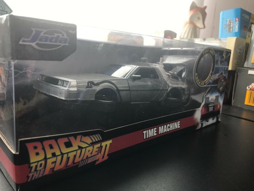 De Lorean (Back To The Future II) (1/24) (Flying) - Picture 3 of 4