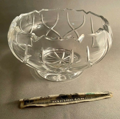 Unbranded Cut Crystal Pedestal Base Centerpiece Display Bowl with a Unique Rim - Picture 5 of 5
