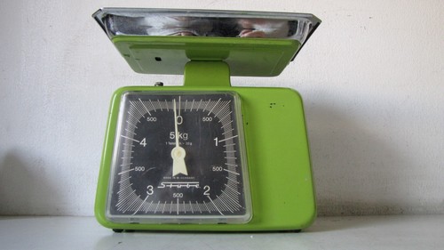STUBE KITCHEN SCALE (5KG) - VINTAGE COLLECTIBLE - Picture 2 of 8