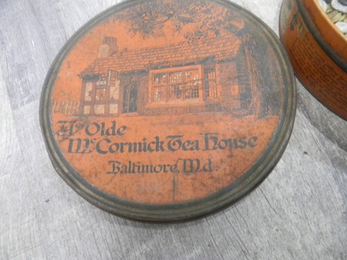buttons--buttons=a bunch in a collectiable Mc Cormacks tea bag tin - Picture 3 of 9