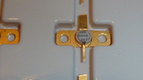NUEVO MSC 80058 IC transistor de potencia de microondas principalmente en el rango de 1 GHz a 3 GHz - Imagen 5 de 8