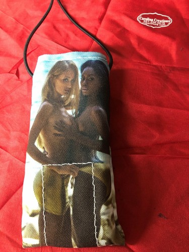 Cubierta de barril Topless Girls In Gold Bottoms - Imagen 1 de 3