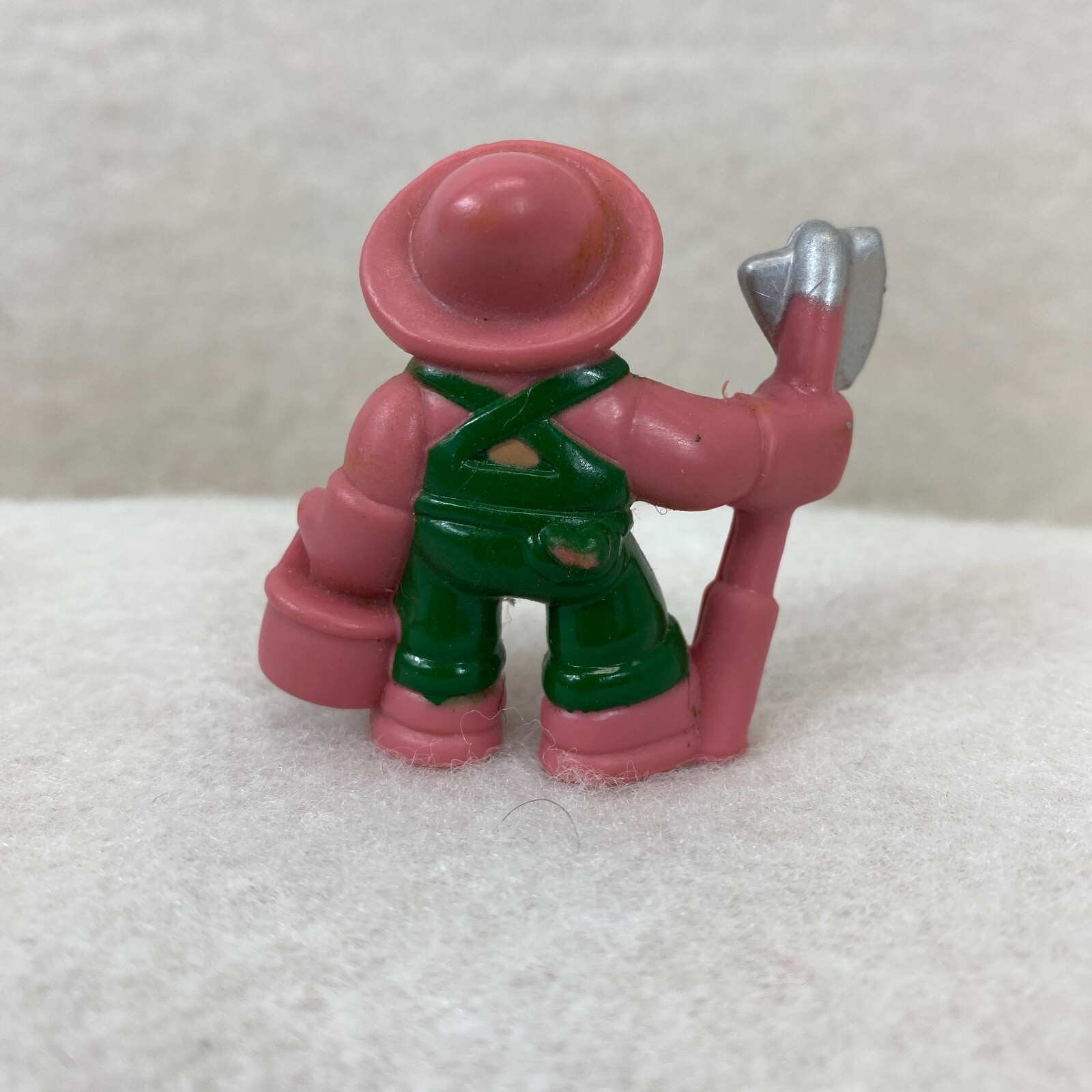 Picture 4 of 52