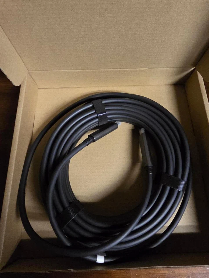 USB-C  Active Optical Cable  USB 3.2 Gen 2(10 Gbps), 8K, HDR, 4:4:4, 60W PD 16ft - Image 3 of 4