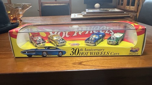 1998 Hot Wheels 30th Anniversary Redlines 4 Car Set Limited Edition L1
