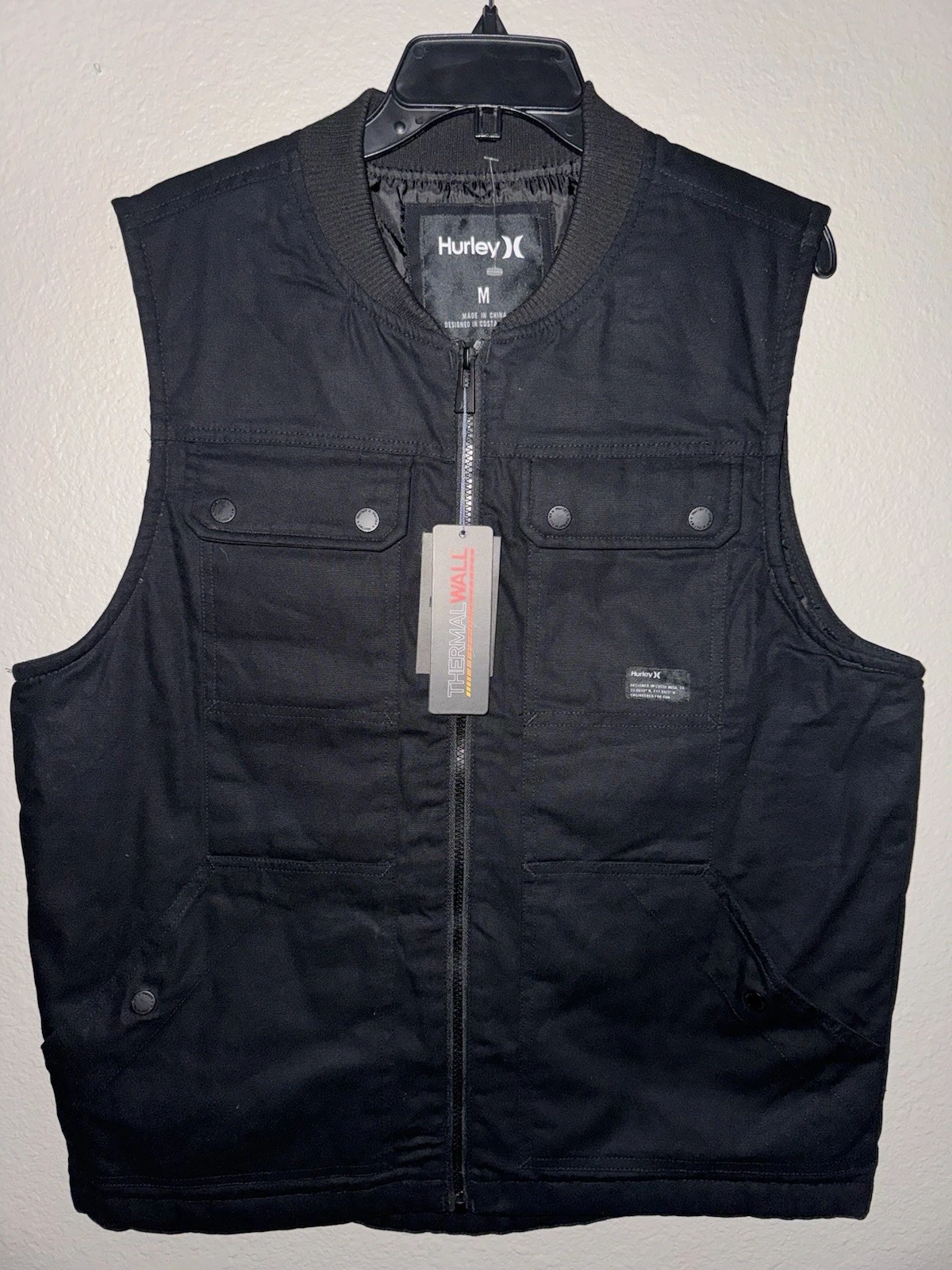 NWT Hurley Quilted Work Vest Mens M Black Thermal Sleeveless Full Zipper Mesa