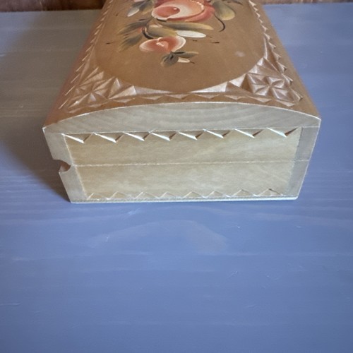 Vintage Hand Painted Folk Art Wood Box~Flowers~Jewelry~Trinkets - Picture 6 of 12