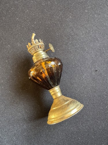 Vintage Mini Braunglas Öllampe mit Metallfuß (ohne Schirm) - Bild 4 von 7