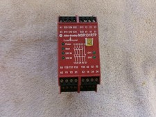Allen Bradley Guardmaster Safety Relay MSR131RTP 440R-C23137 Ser B