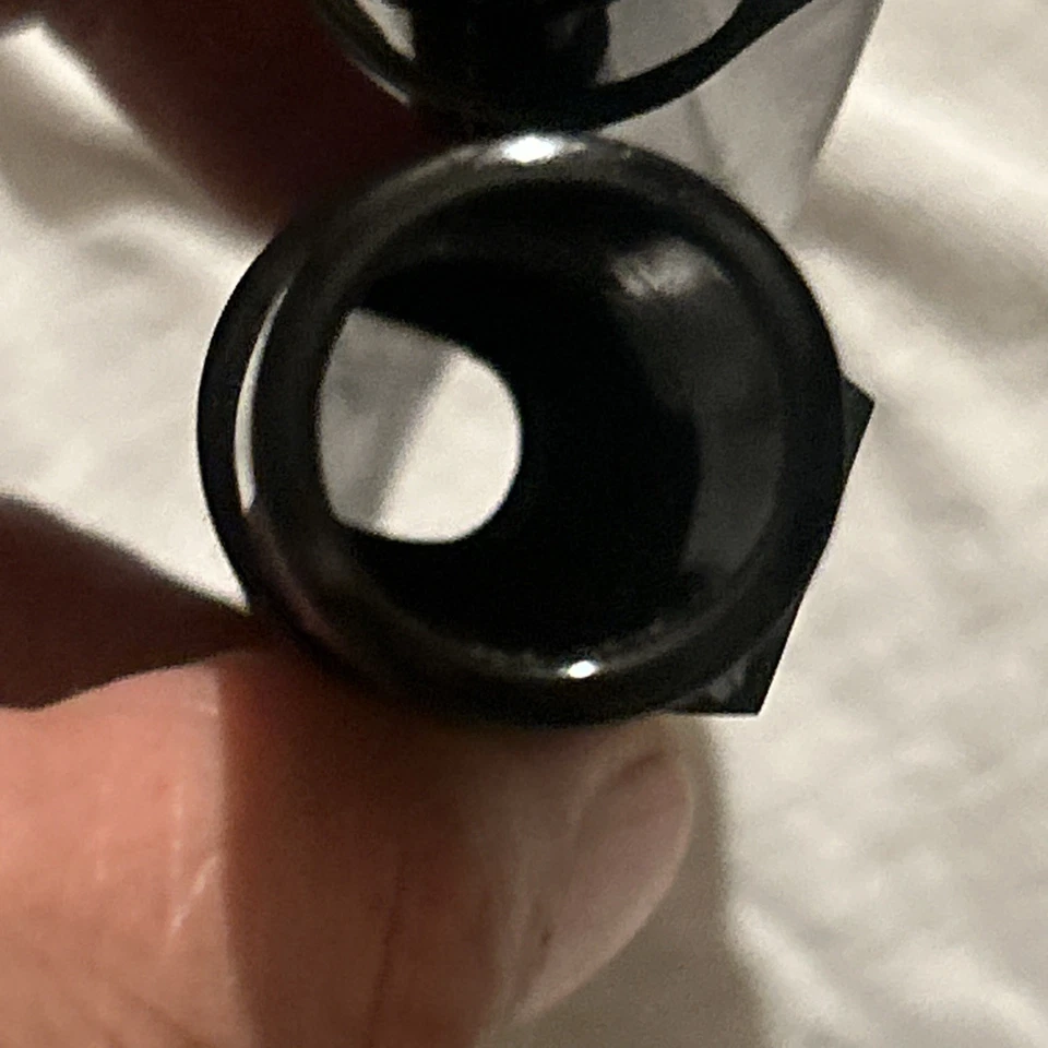 (2) BOQUILLA SAXO TENOR VINTAGE RUNYON one is n 4 en negro Foto 4 de 4