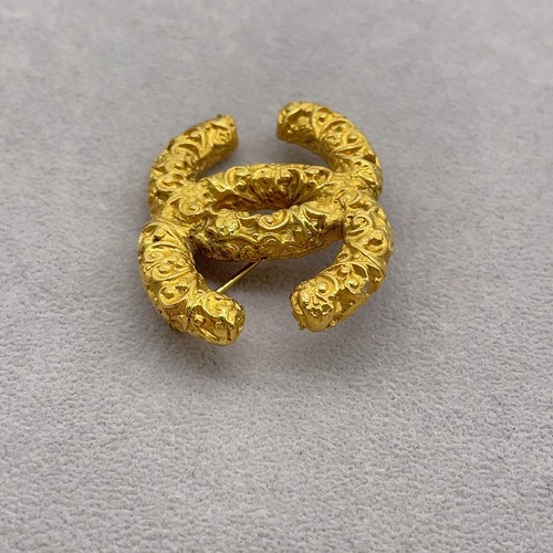 Auth Chanel Coco Mark Arabesque Lava Pattern GD Brooch 93A W/Box SK120454 - Picture 12 of 17