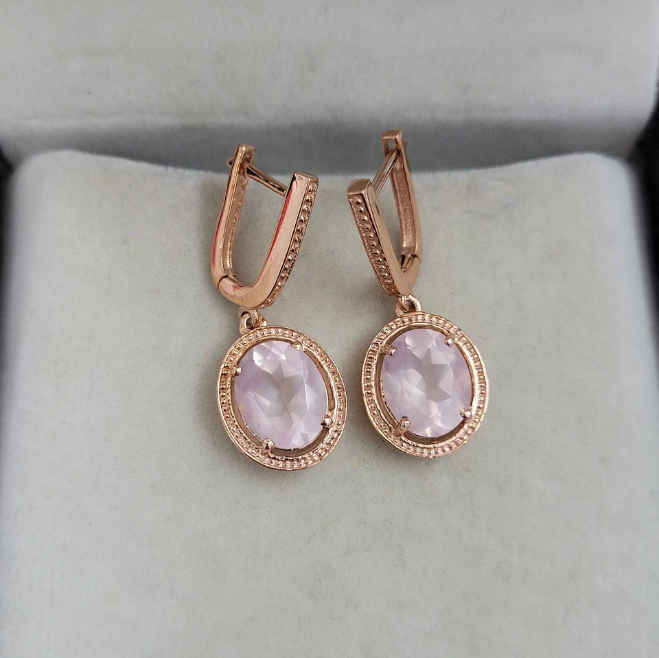 Pendiente de cuarzo rosa enchapado en oro rosa de 14 k piedra de nacimiento de enero pendiente ovalado Foto 4 de 4