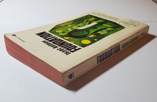 Isaac Asimov, Foundation, Vintage Avon Science Fiction Paperback (1966) - Picture 3 of 5